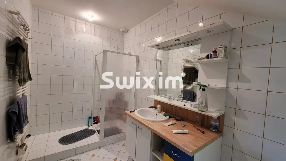 Maison à vendre à Lons-Le-Saunier (11)