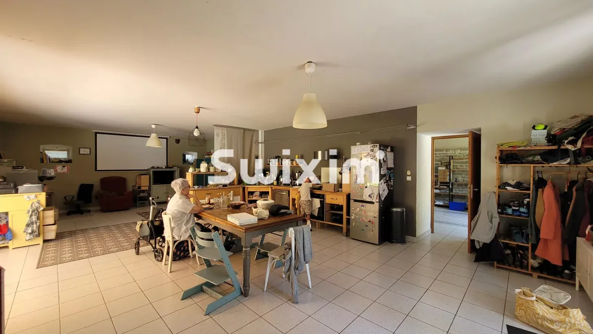 Maison à vendre à Lons-Le-Saunier - Propriété de caractère en pierre - Smart Propylaia (15)