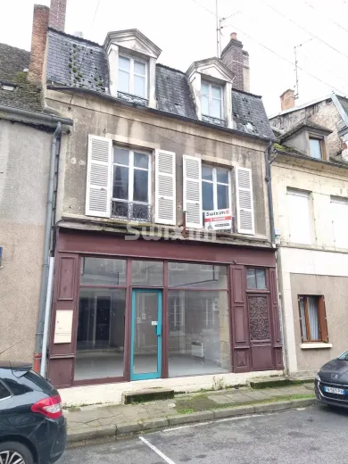 Multiple dwelling for sale in Clamecy