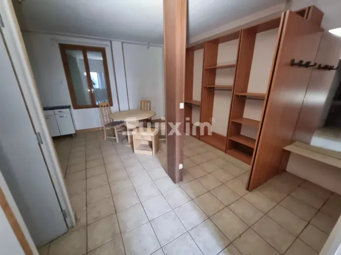 Multiple dwelling for sale in Varzy (2)