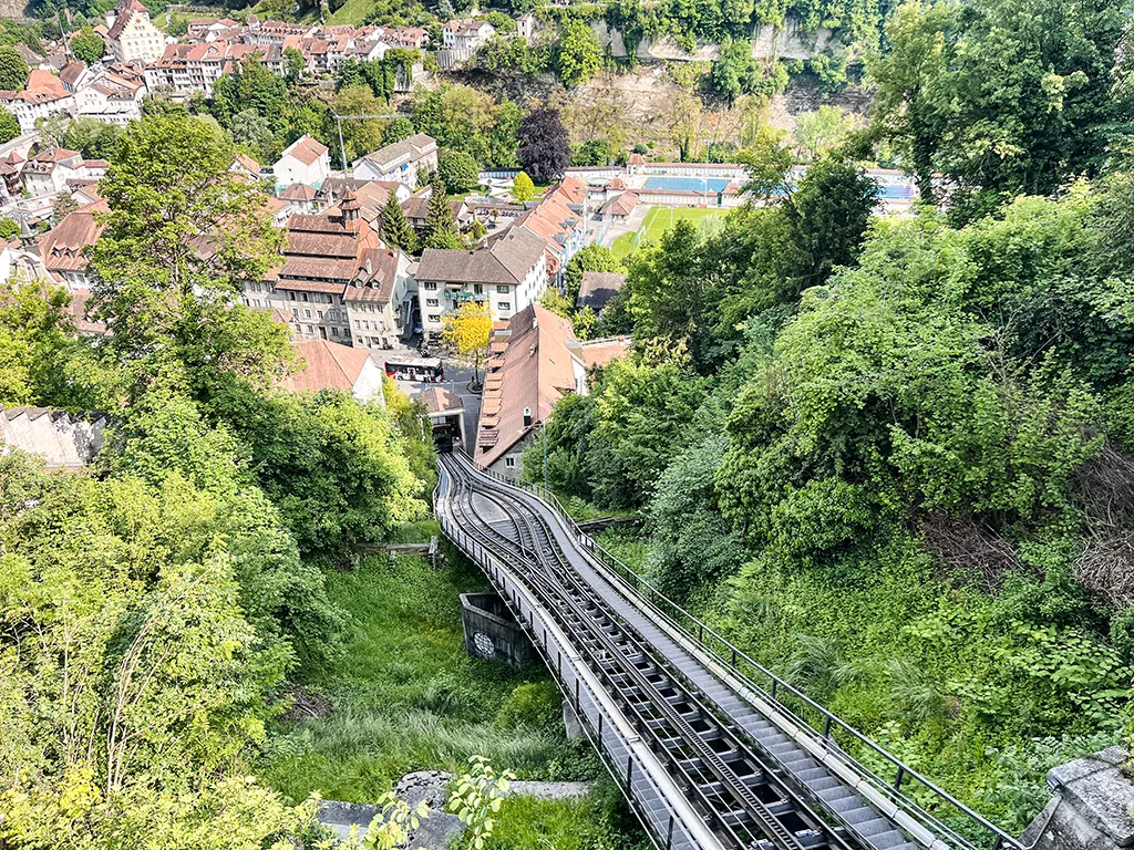 Fribourg zu verkaufen Einfamilienhaus Schweiz - cChic-immoHub Ihr Immobilienportal