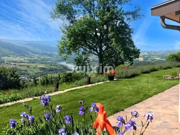 Haus zu verkaufen in Seyssel - Villa zu verkaufen in Seyssel, 6 Zimmer, 181 m2 - Smart Propylaia (3)