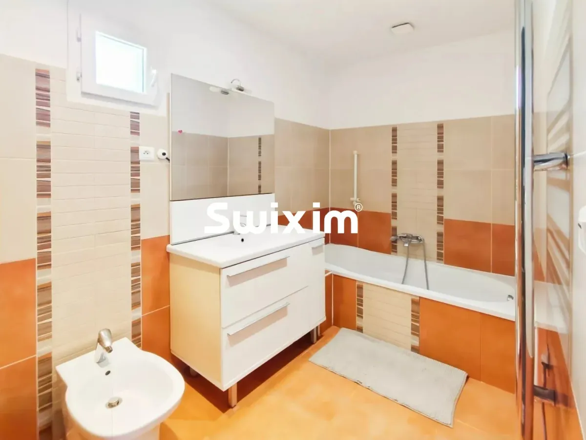 Casa in vendita a Saint-Martin-D'ardeche - Smart Propylaia (10)