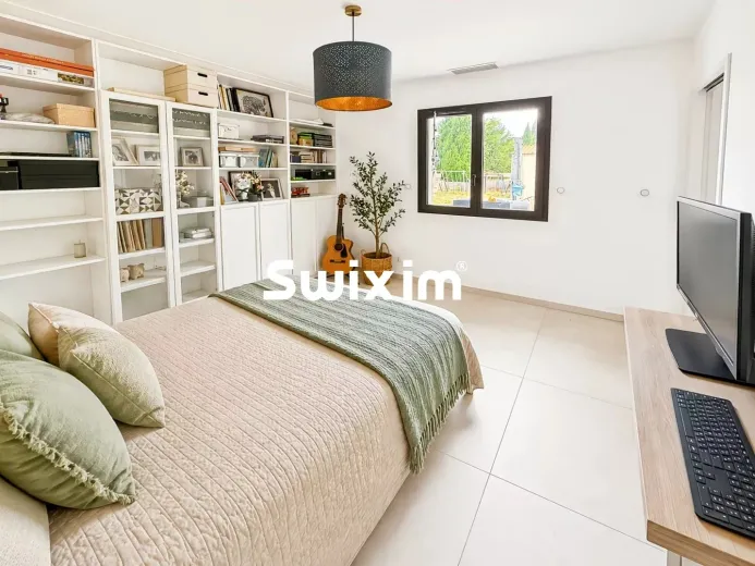 Maison à vendre à Saint-Montan (10)