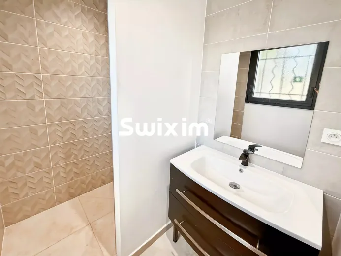 Maison à vendre à Saint-Montan (14)