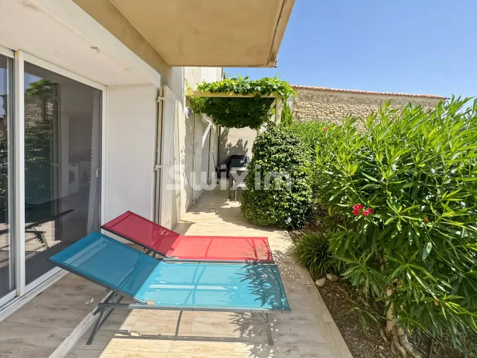 Appartamento in vendita a Sainte-Cecile-Les-Vignes (4)