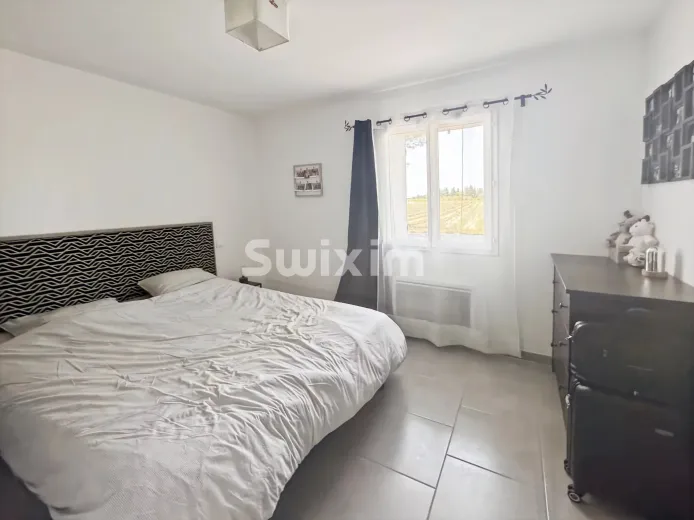 Appartamento in vendita a Sainte-Cecile-Les-Vignes (8)