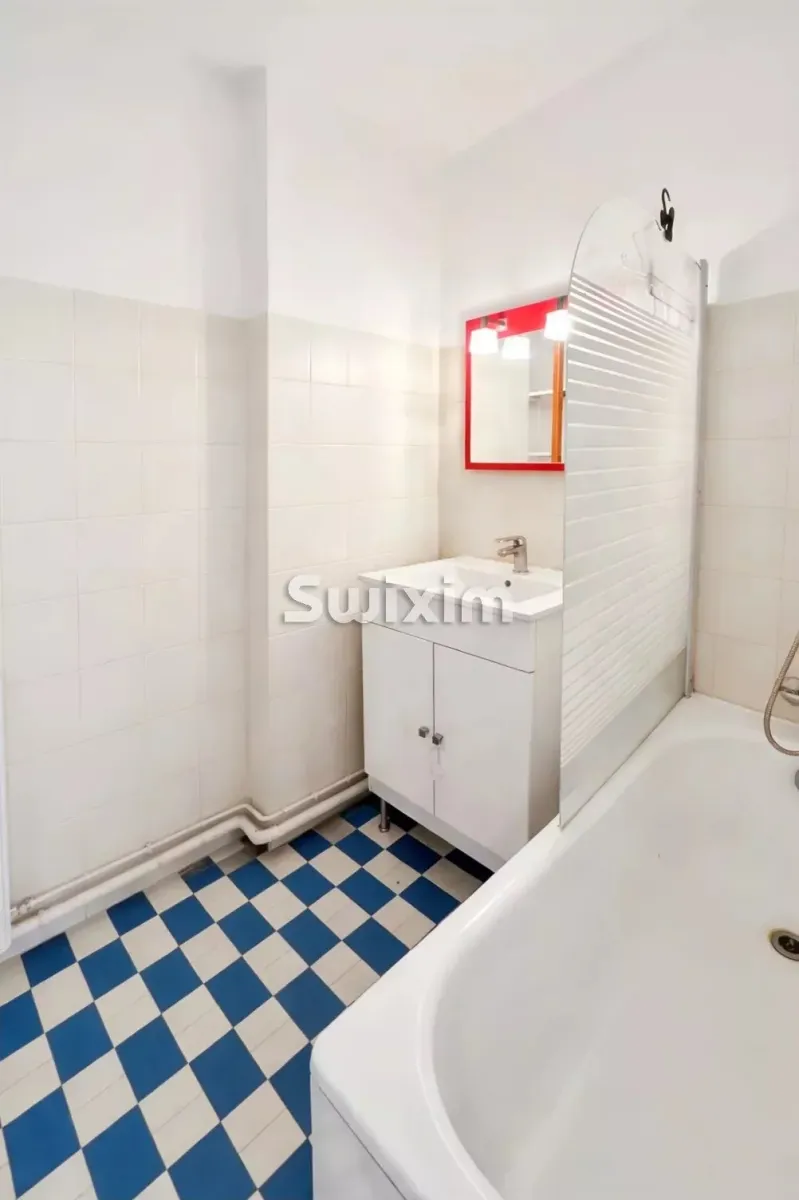 Wohnung zu verkaufen in Bagnols-Sur-Ceze - Wohnung zu verkaufen in Bagnols-Sur-Ceze, 4 Zimmer, 65 m2 - Smart Propylaia (30)