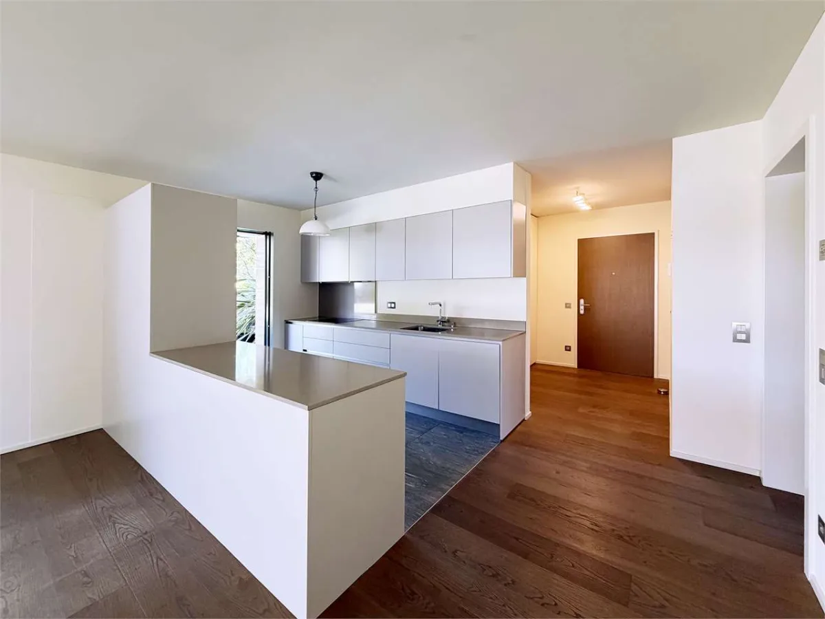 Lugano zu verkaufen  Wohnung Schweiz - cChic-immoHub Ihr Immobilienportal