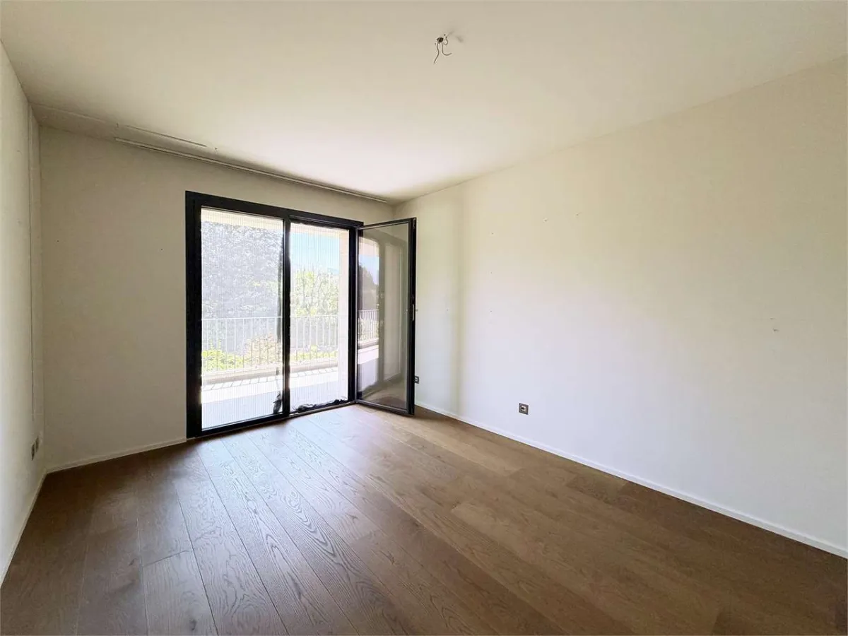 Lugano zu verkaufen  Wohnung Schweiz - cChic-immoHub Ihr Immobilienportal