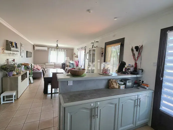 Haus zu verkaufen in Suze-La-Rousse (10)