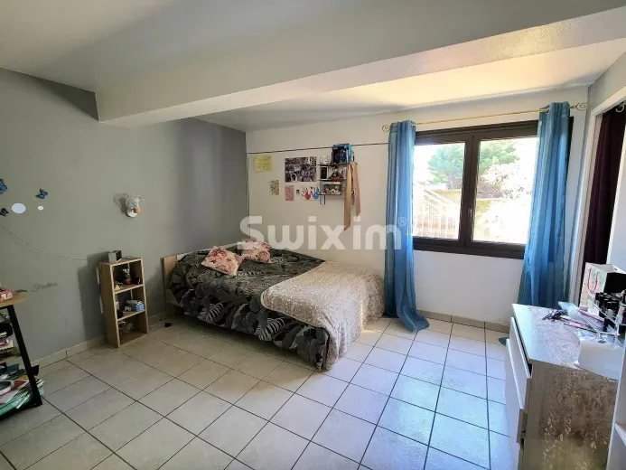 Haus zu verkaufen in Suze-La-Rousse (13)